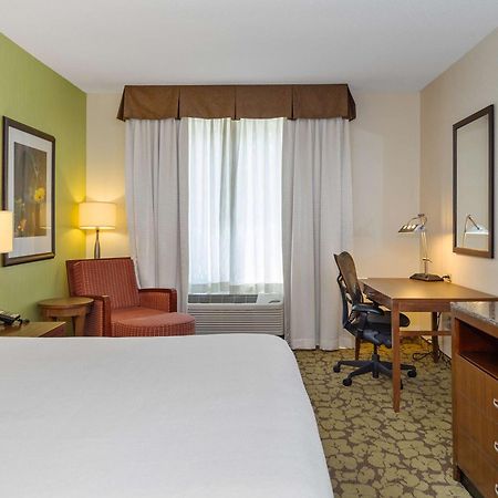 Hilton Garden Inn Plymouth Exteriör bild