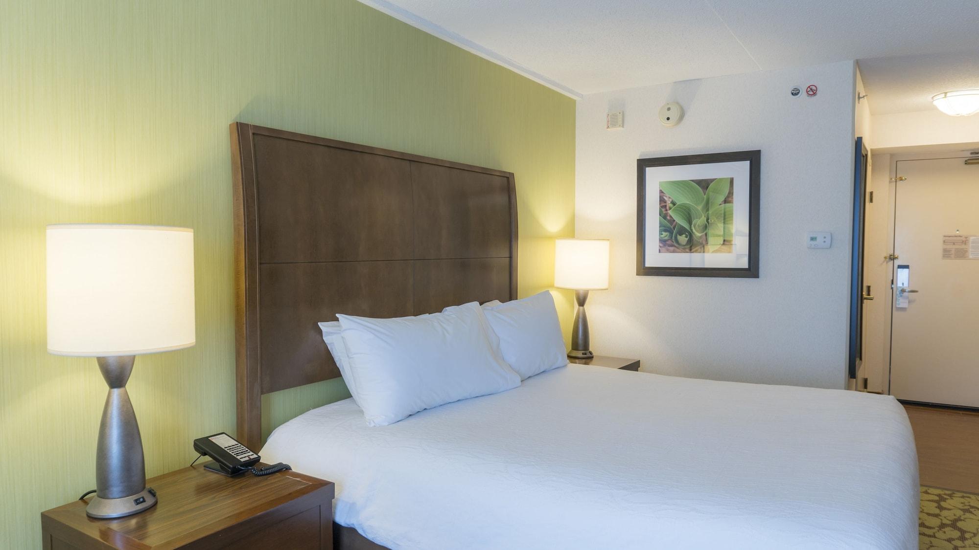 Hilton Garden Inn Plymouth Exteriör bild