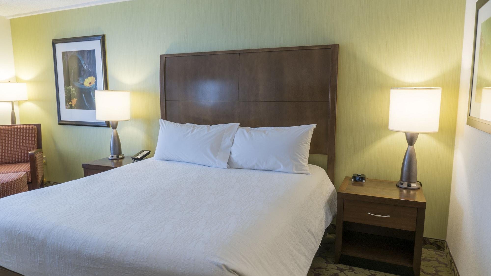 Hilton Garden Inn Plymouth Exteriör bild