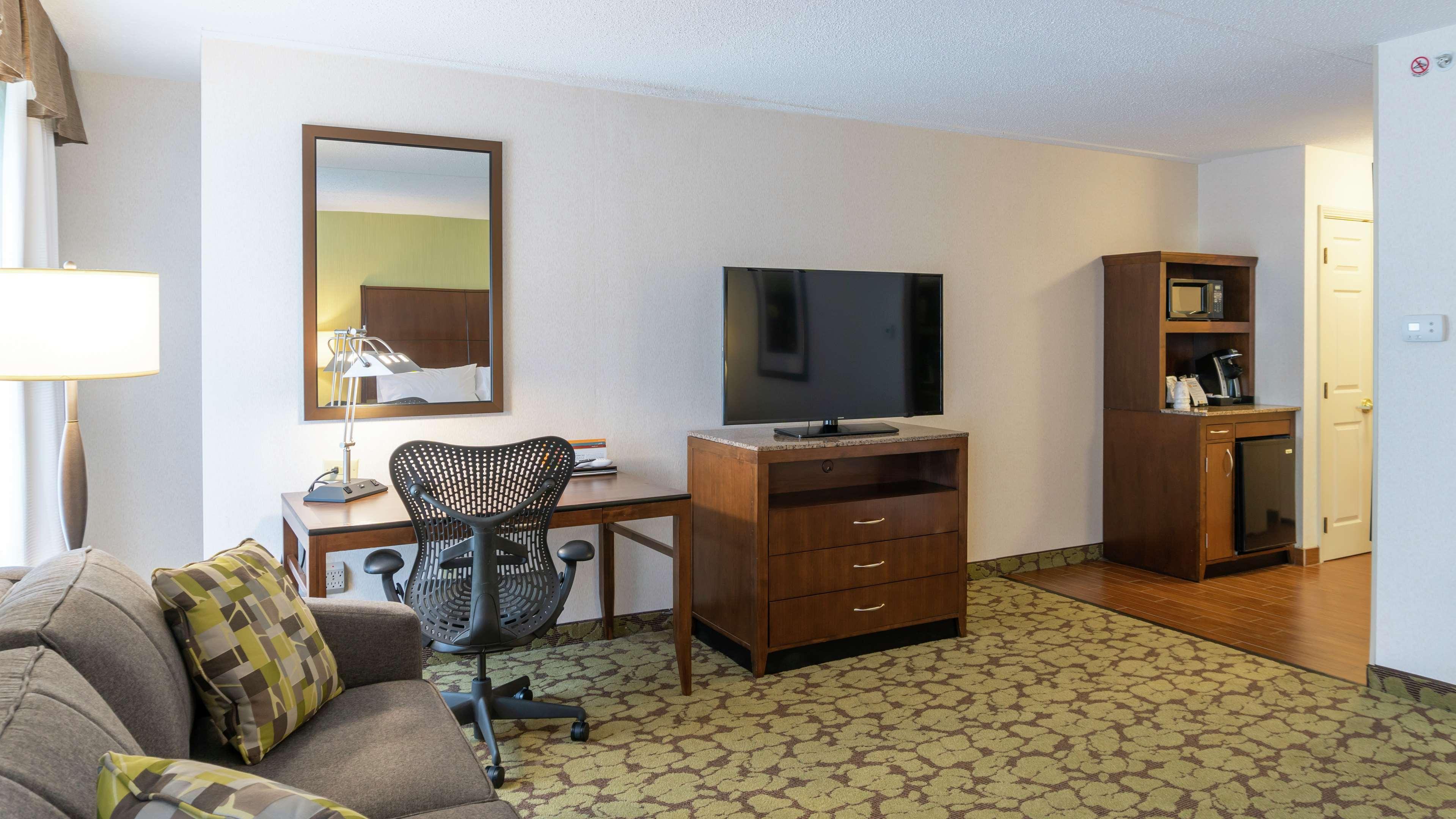 Hilton Garden Inn Plymouth Exteriör bild