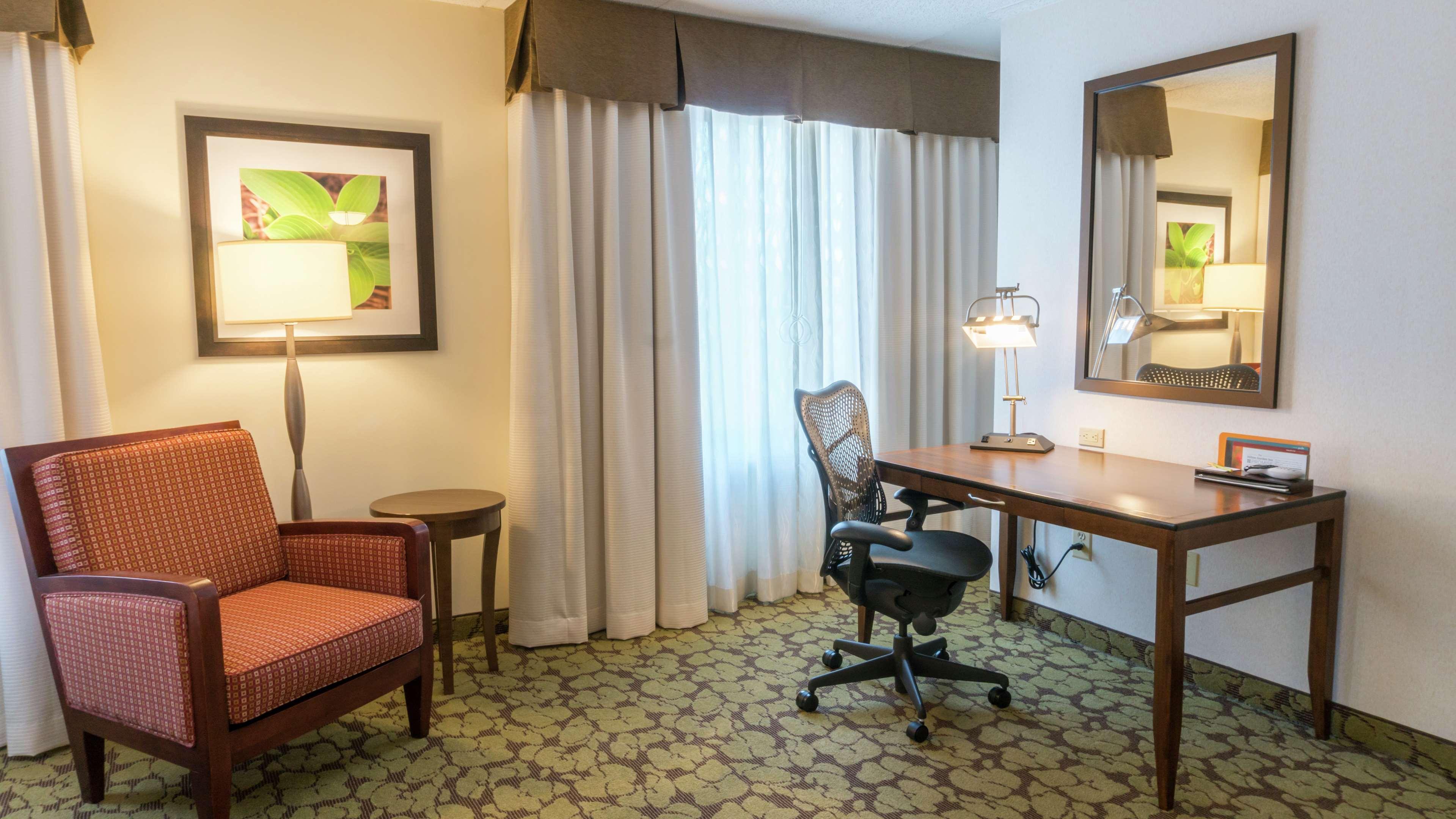 Hilton Garden Inn Plymouth Exteriör bild